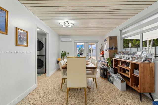 8300 NW 35th Pl 0, Miami, FL 33147