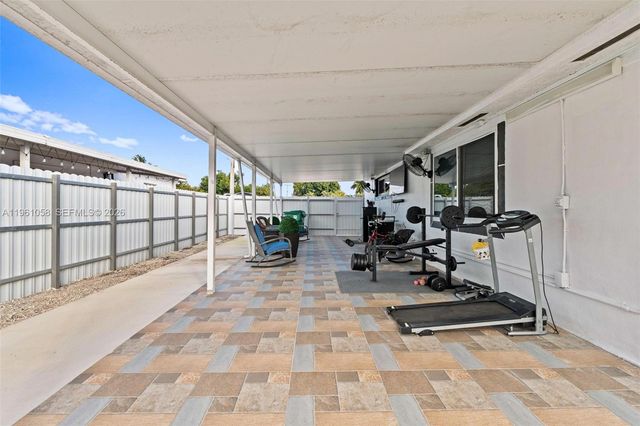 8300 NW 35th Pl 0, Miami, FL 33147