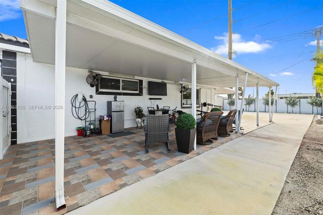 8300 NW 35th Pl 0, Miami, FL 33147