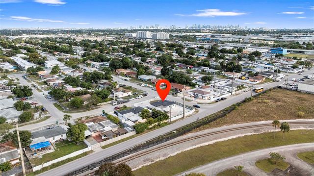 8300 NW 35th Pl 0, Miami, FL 33147