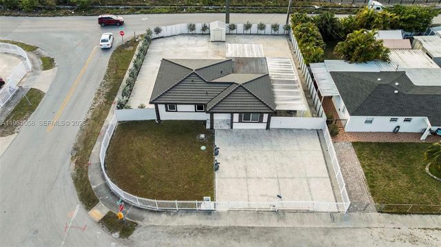 8300 NW 35th Pl 0, Miami, FL 33147