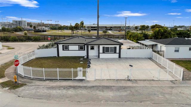 8300 NW 35th Pl 0, Miami, FL 33147