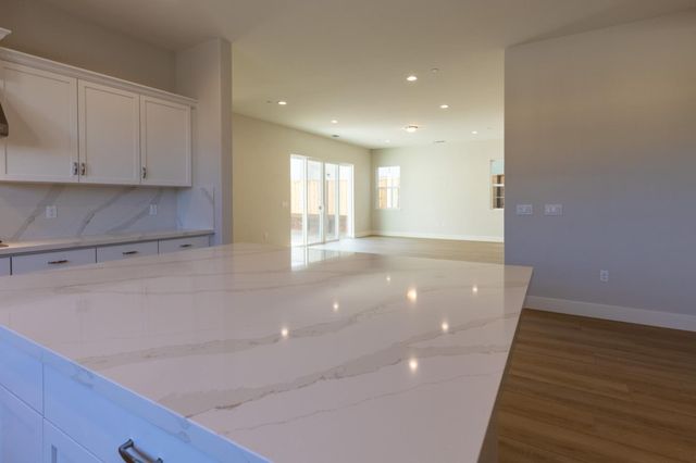 610 Santa Lucia Way, Marina, CA 93933
