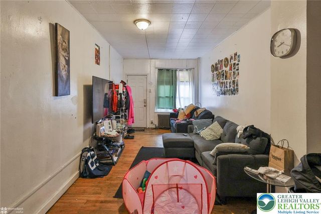 705 North Front Street, Allentown City, PA 18102