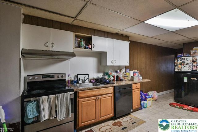 705 North Front Street, Allentown City, PA 18102