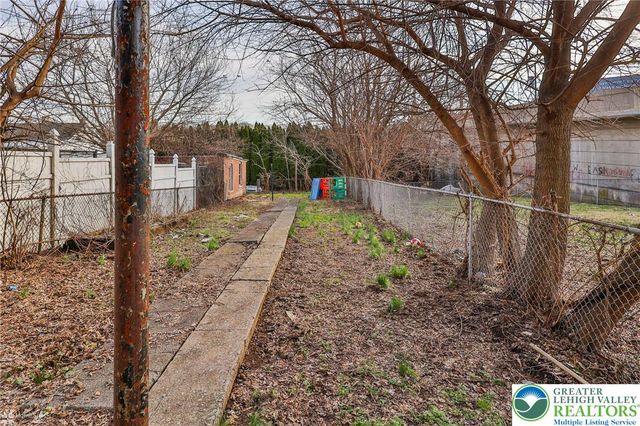 705 North Front Street, Allentown City, PA 18102