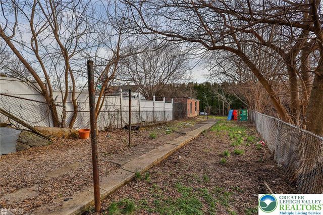 705 North Front Street, Allentown City, PA 18102