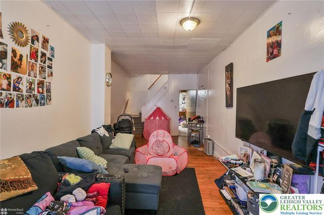 705 North Front Street, Allentown City, PA 18102