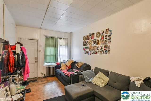 705 North Front Street, Allentown City, PA 18102