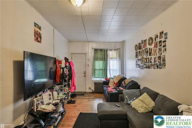 705 North Front Street, Allentown City, PA 18102