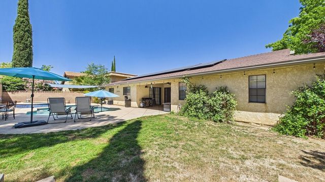 504 Fairway Drive, Palmdale, CA 93551