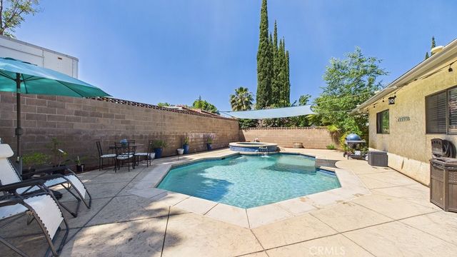 504 Fairway Drive, Palmdale, CA 93551