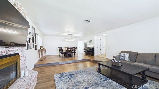 504 Fairway Drive, Palmdale, CA 93551