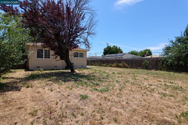 116 Cynthia Ave, Vallejo, CA 94589