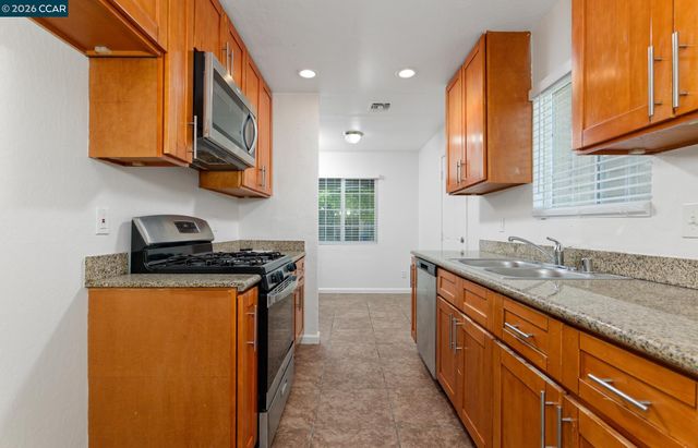 116 Cynthia Ave, Vallejo, CA 94589
