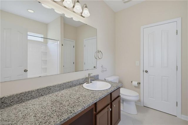 3540 Lamplight Way, High Point, NC 27265