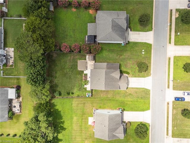 3540 Lamplight Way, High Point, NC 27265