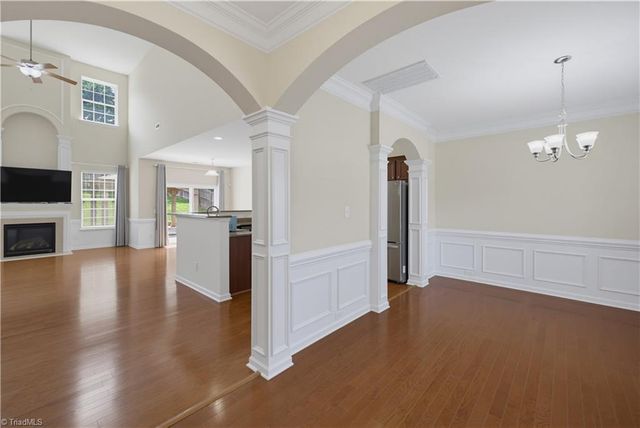 3540 Lamplight Way, High Point, NC 27265