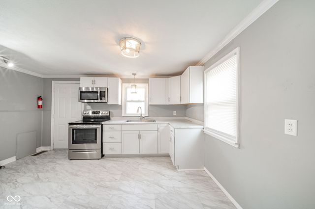 3729 Burton Place, Anderson, IN 46013