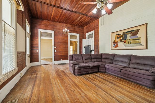 5810 Murfreesboro Rd, Lebanon, TN 37090