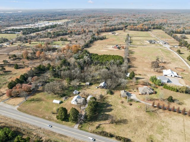 5810 Murfreesboro Rd, Lebanon, TN 37090