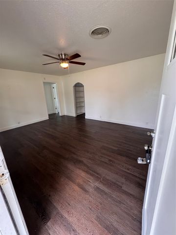 1621 S Mirick Avenue, Denison, TX 75020