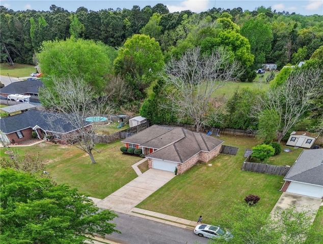 27903 Autumn Woods Circle, Loxley, AL 36551