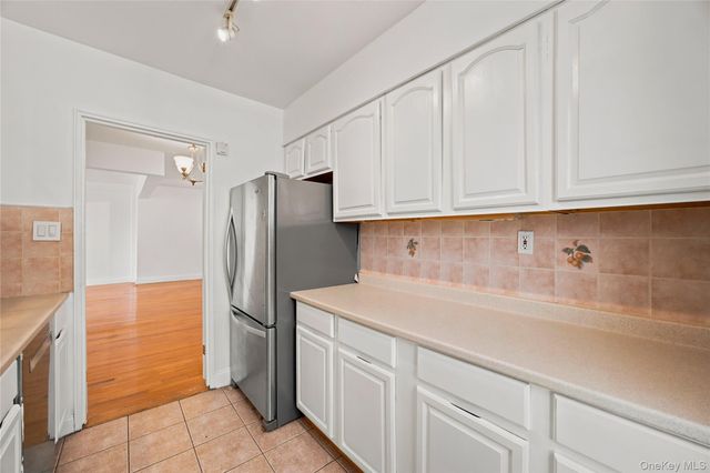 72-10 112 Street 6G, Forest Hills, NY 11375