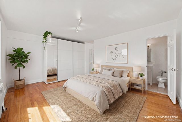 72-10 112 Street 6G, Forest Hills, NY 11375