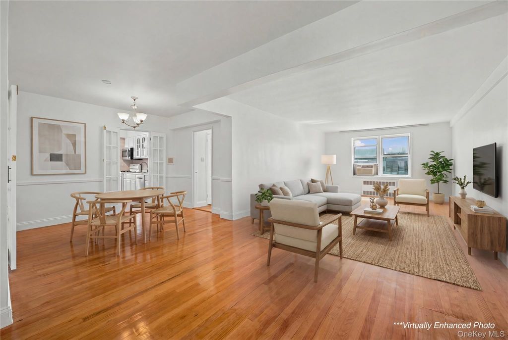 72-10 112 Street 6G, Forest Hills, NY 11375