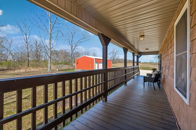 267 Switzerland Rd, Hohenwald, TN 38462