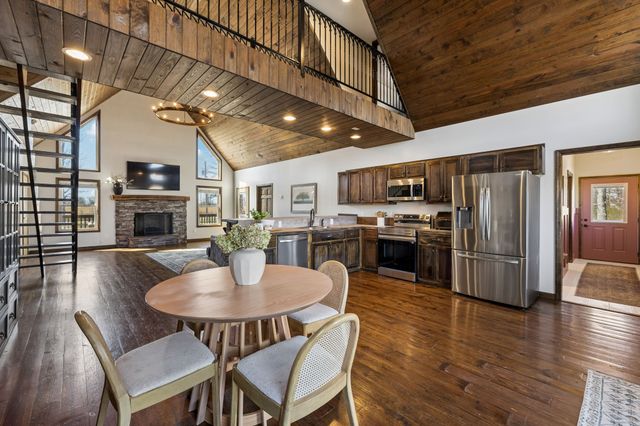 267 Switzerland Rd, Hohenwald, TN 38462