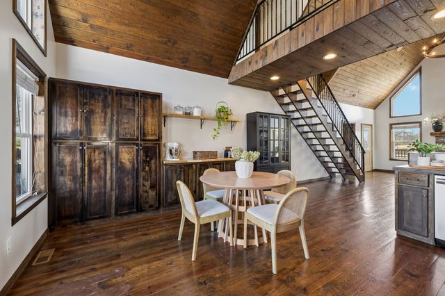 267 Switzerland Rd, Hohenwald, TN 38462