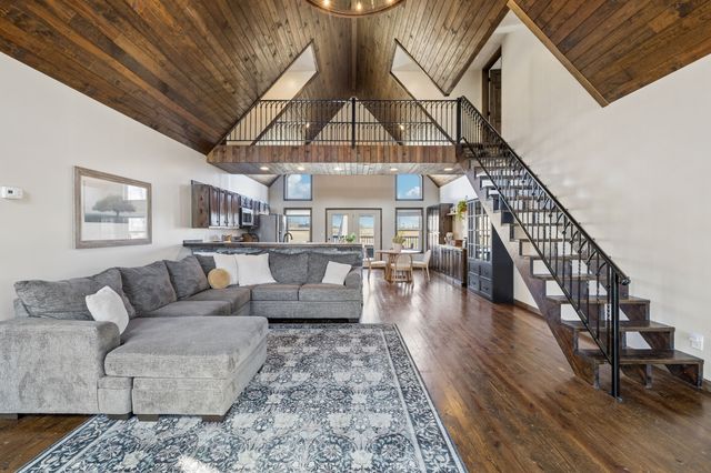 267 Switzerland Rd, Hohenwald, TN 38462