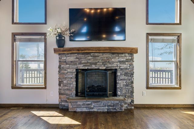 267 Switzerland Rd, Hohenwald, TN 38462