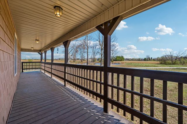 267 Switzerland Rd, Hohenwald, TN 38462