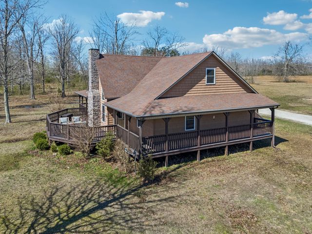 267 Switzerland Rd, Hohenwald, TN 38462