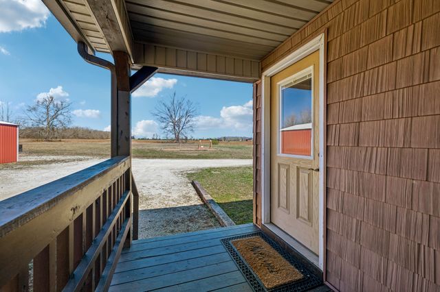 267 Switzerland Rd, Hohenwald, TN 38462