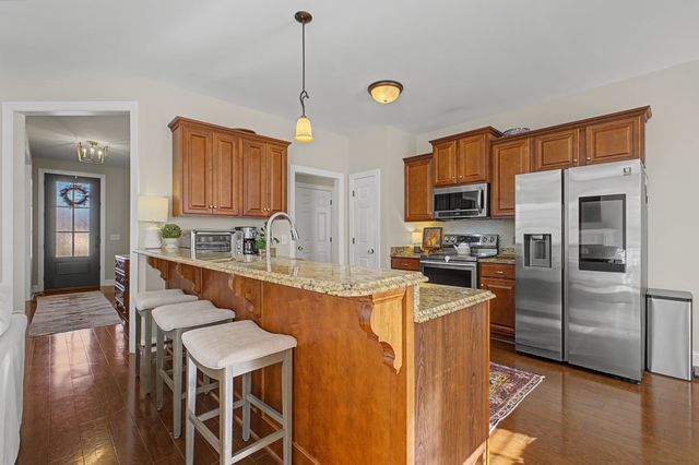 1011 Five Coves Trce, Gallatin, TN 37066