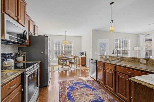 1011 Five Coves Trce, Gallatin, TN 37066