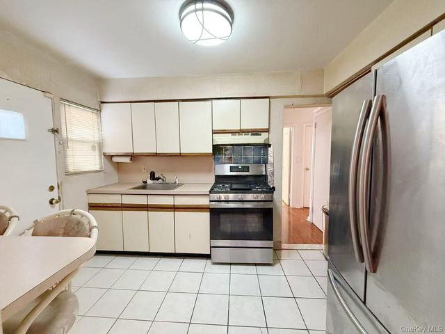 69 Glenmore Avenue, Hempstead, NY 11550