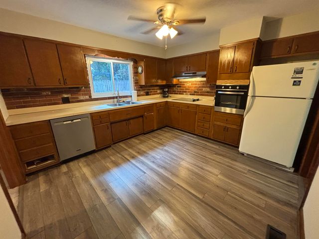 3072 Washington Blvd, Huntington, WV 25705