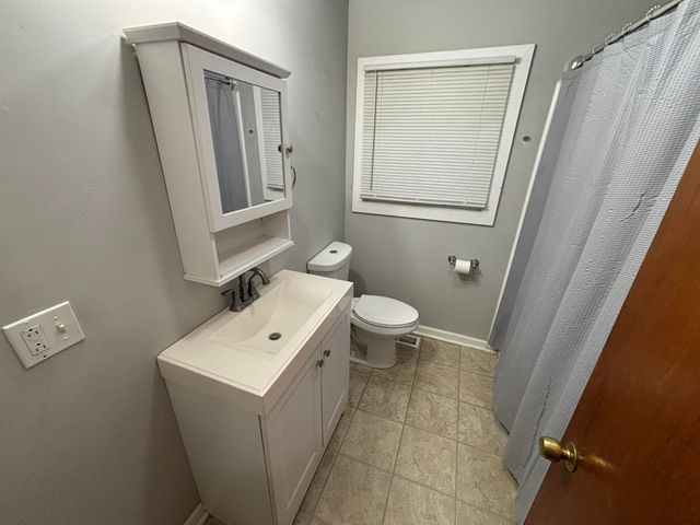 3072 Washington Blvd, Huntington, WV 25705