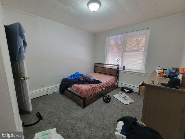 2121 S 60TH ST, Philadelphia, PA 19142