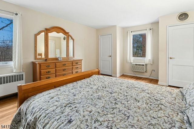 57 Troy Dr, Springfield Twp., NJ 07081