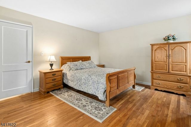 57 Troy Dr, Springfield Twp., NJ 07081