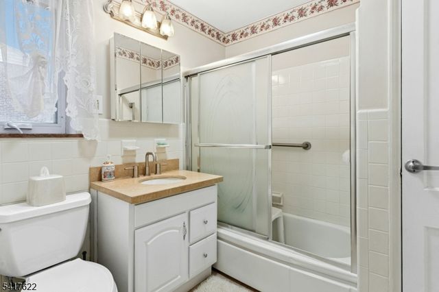 57 Troy Dr, Springfield Twp., NJ 07081