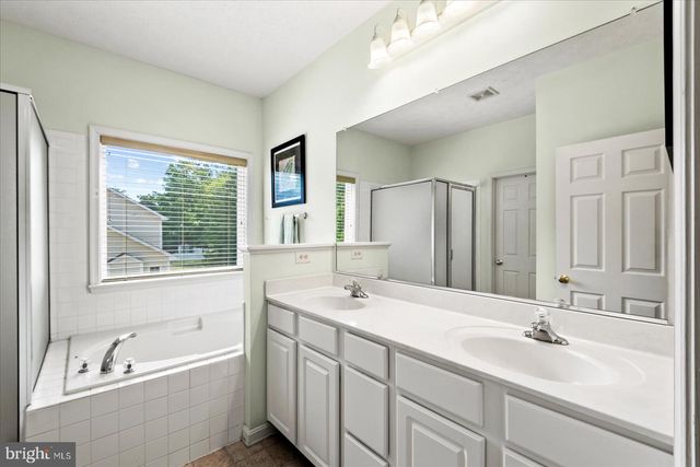302 FOREST AVE, Colonial Beach, VA 22443