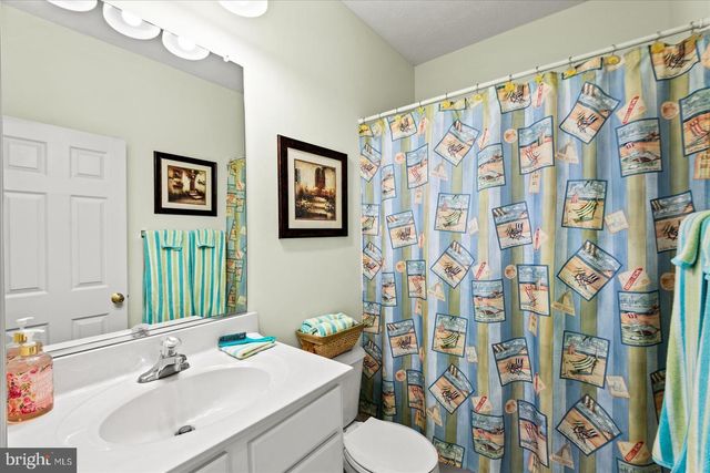 302 FOREST AVE, Colonial Beach, VA 22443