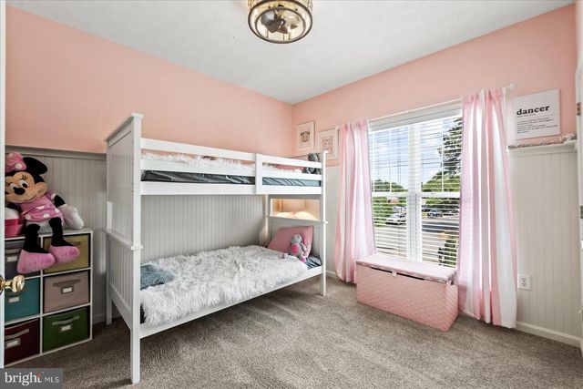 302 FOREST AVE, Colonial Beach, VA 22443